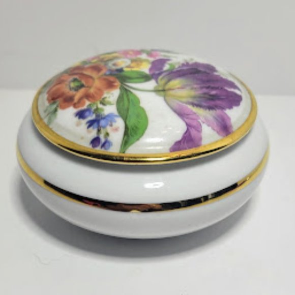 VINTAGE HAND PAINTED FINE PORCELAIN TRINKET BOX BAVARIA BAYREUTH WEST GERMANY - Picture 2 of 6